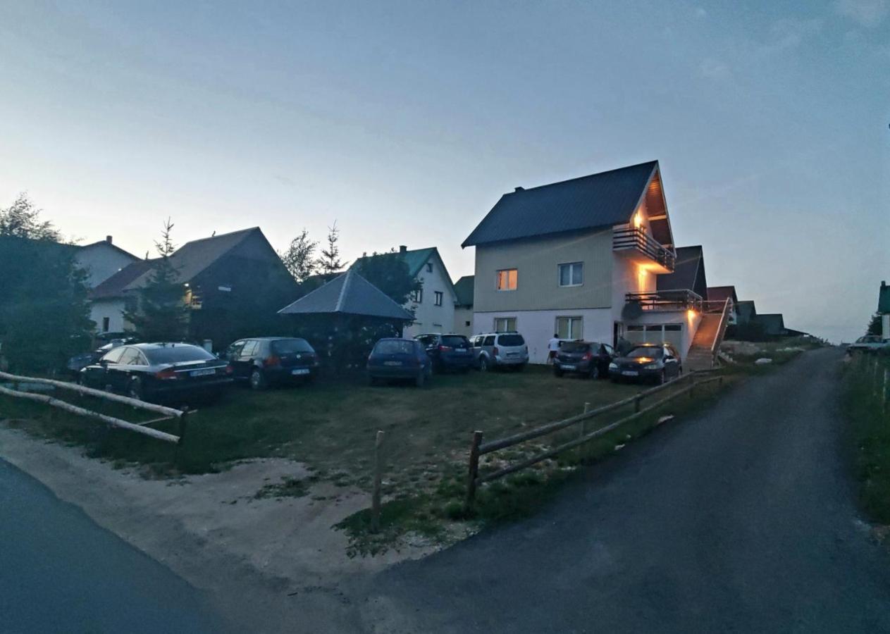 Apartman Mijatovic Zabljak  Bagian luar foto